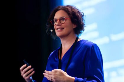 Professor Cori Stewart wins AI leadership scholarship