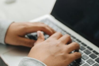 AI Transforms Operations and Hiring in High-Growth Tech Firms, Bessemer Report Finds