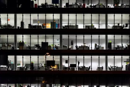 Execs grapple with AI’s coming impact on office space