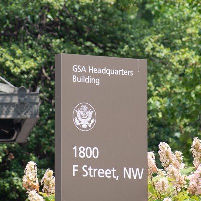 GSA’s draft AI procurement rule has improved but needs further reforms, contractors say