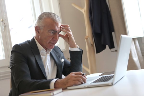 HR Teams Face Growing Burnout Risk as AI Workloads Soar, Study Shows