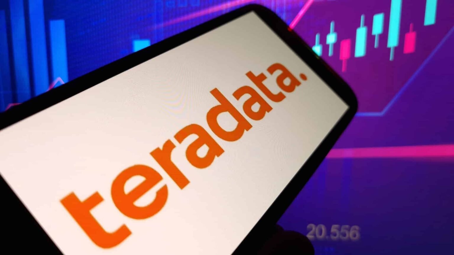 Teradata Q2 FY 2026: Hybrid AI Strategy Gains Enterprise Traction