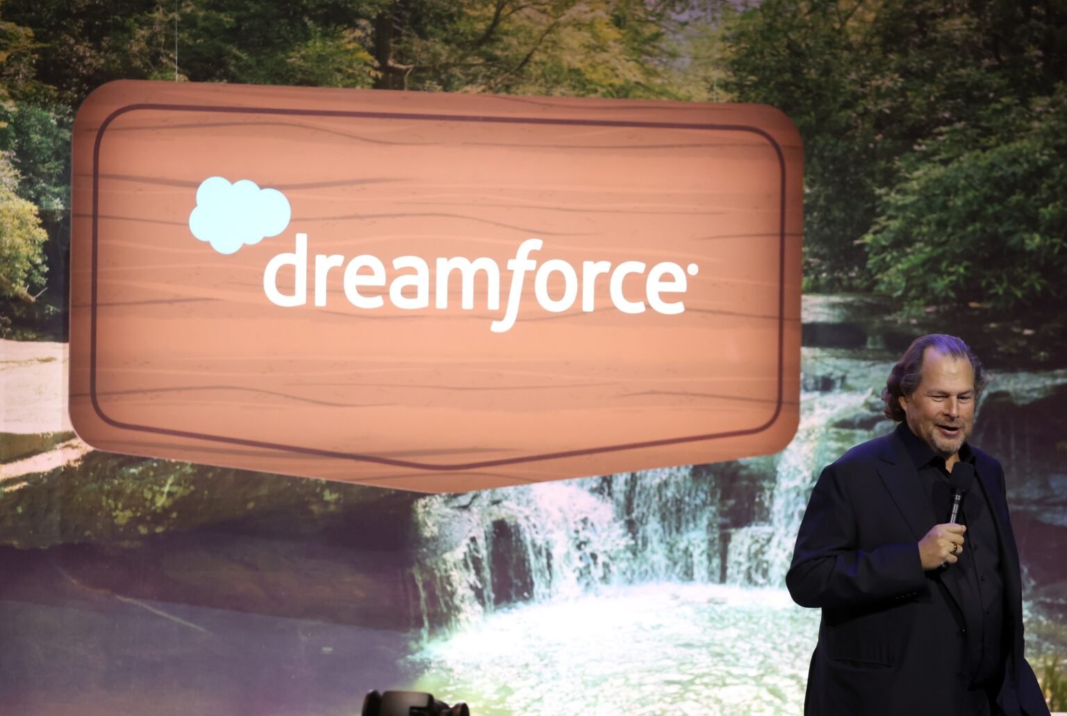 Salesforce Agentforce Winter '27: AI Agents Now Run Full Enterprise Workflows in Production