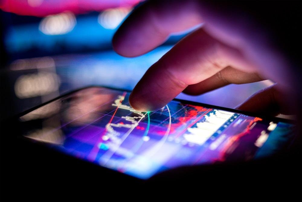 C3.ai CFO Hitesh Lath Executes Sale of 20,000 Shares at $12.37 Under Rule 10b5-1 Plan