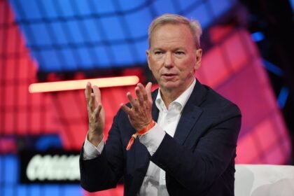 Eric Schmidt Could Gain $20bn From Anthropic IPO if AI Startup’s Valuation Hits $2tn